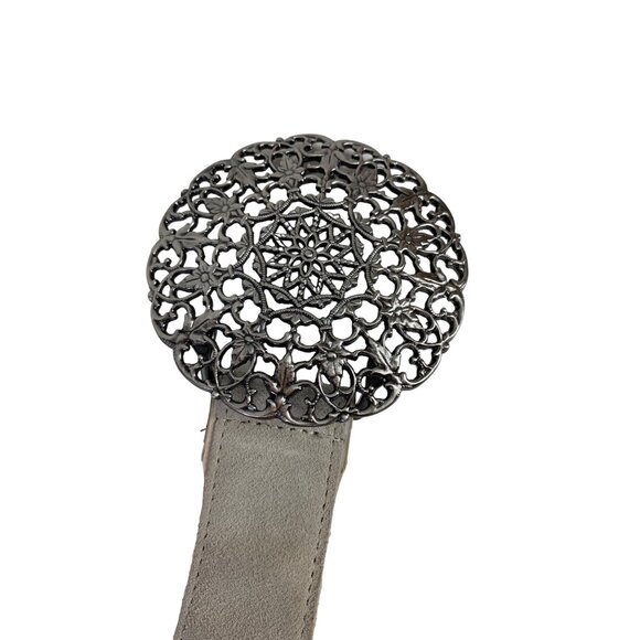 90s Taupe Leather Belt Size S Intricate Laser Cut Out Ornate Silver Buckle VTG - Picture 11 of 14